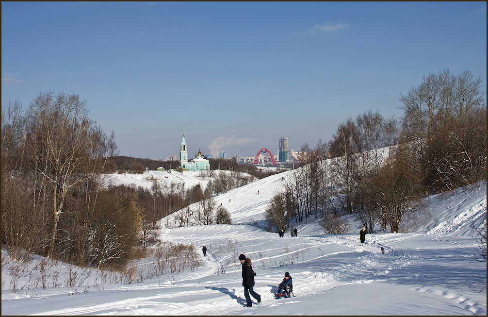 Горнолыжный спуск Крылатские холмы