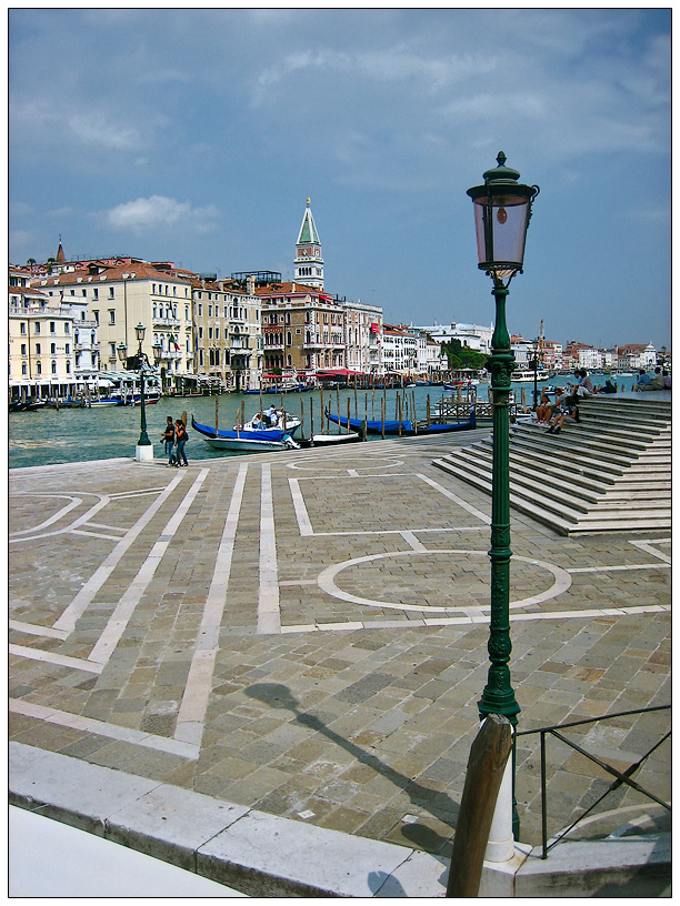 : punta della dogana...