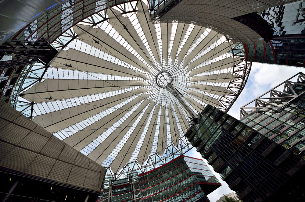 : 	 Sony Center am Potsdamer Platz. Berlin.