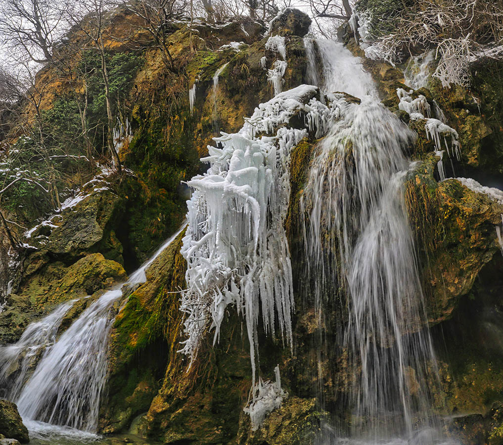 Серебряные струи водопад в Крыму 2022