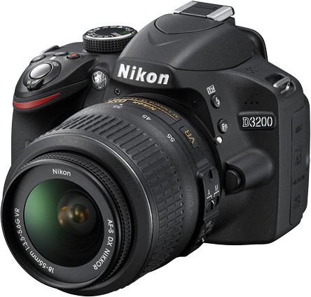     Nikon D3200,    24,2 