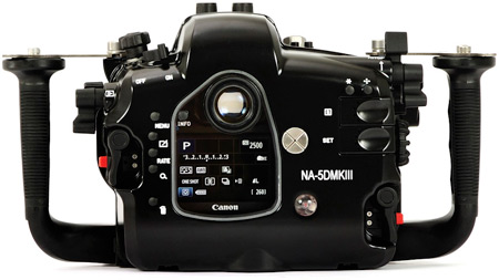 Nauticam     Canon 5D Mark III