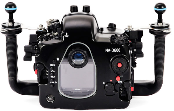Nauticam     Nikon D600